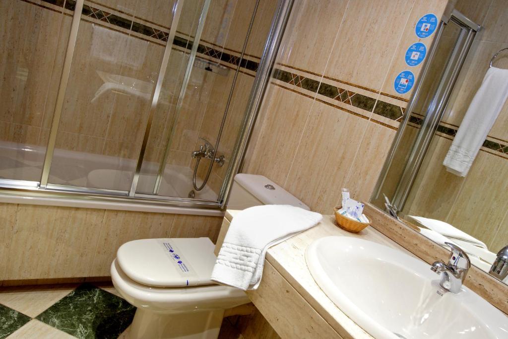 Hostal Silserranos Мадрид Номер фото