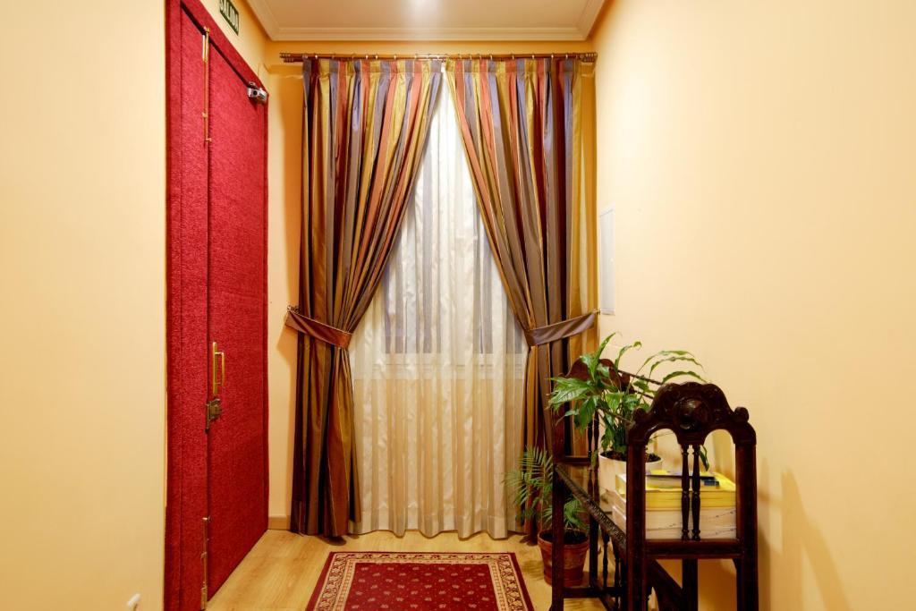 Hostal Silserranos Мадрид Номер фото